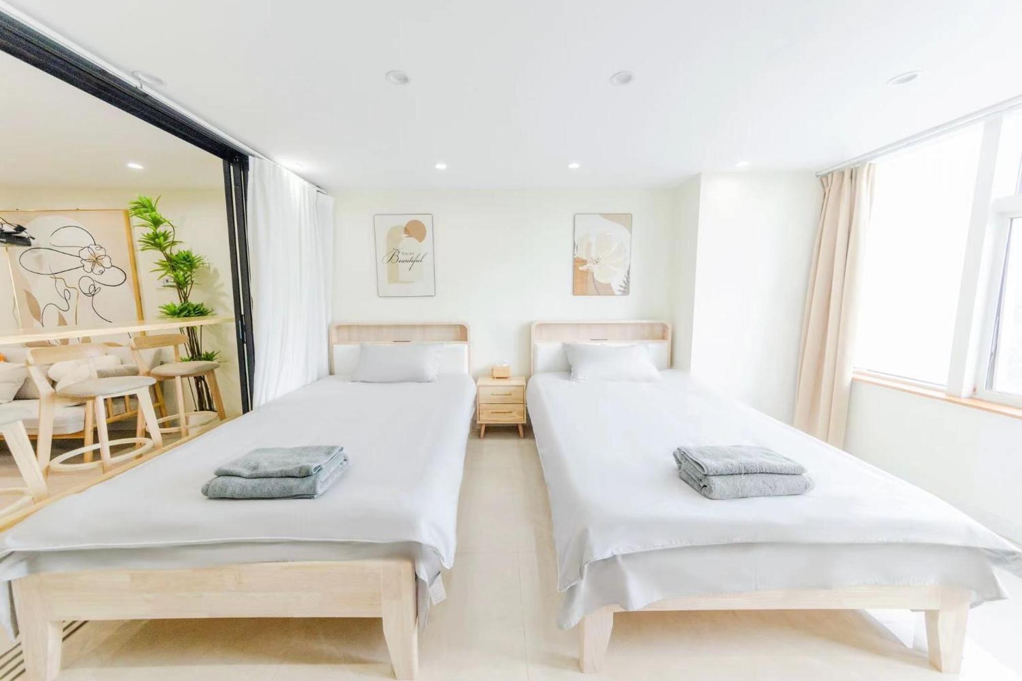 Apartment Hills&chuanyu Inn-line2,17 Near Necc, Qingpu District