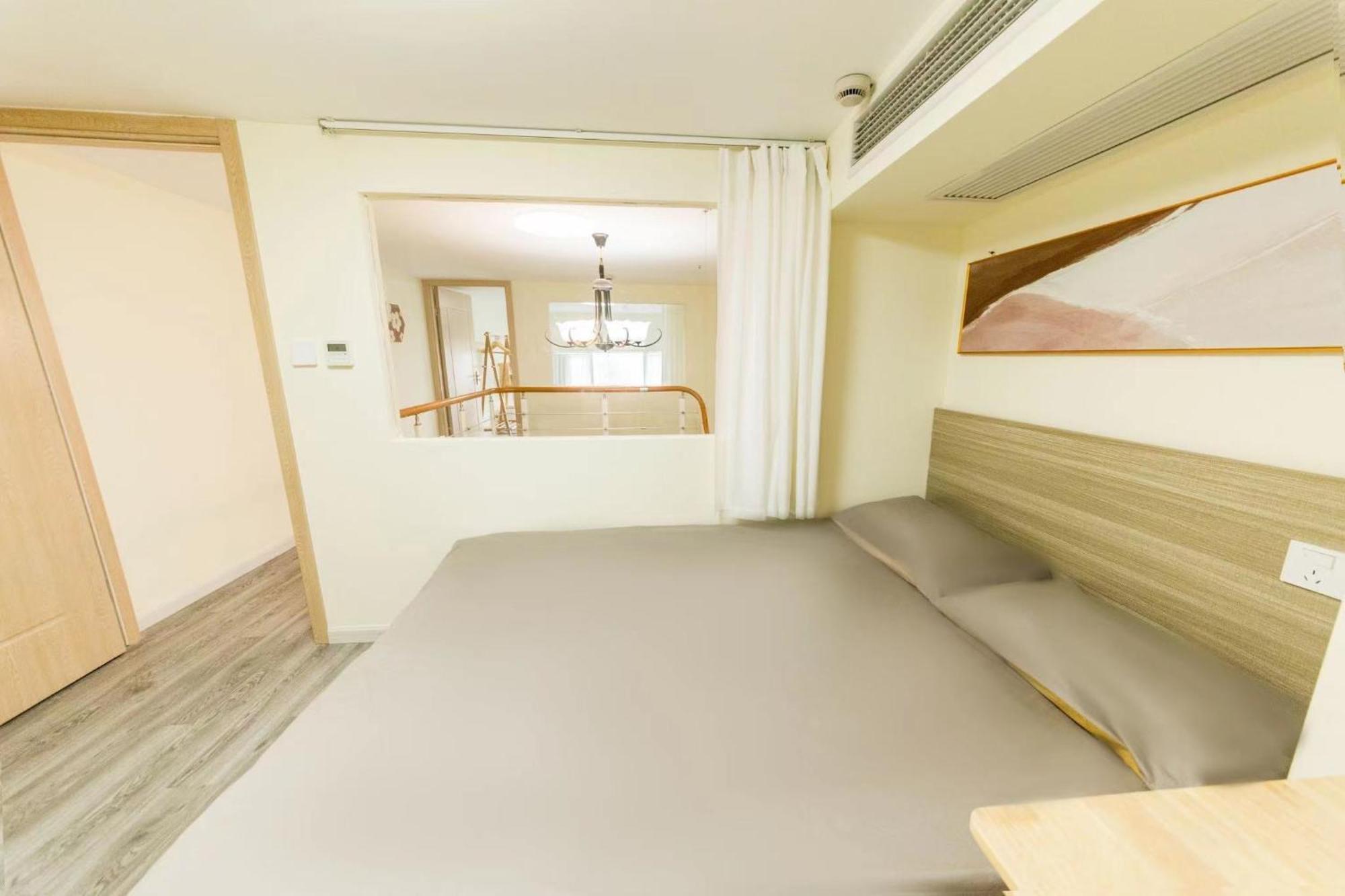 Hills&chuanyu Inn-line2,17 Near Necc, Qingpu District