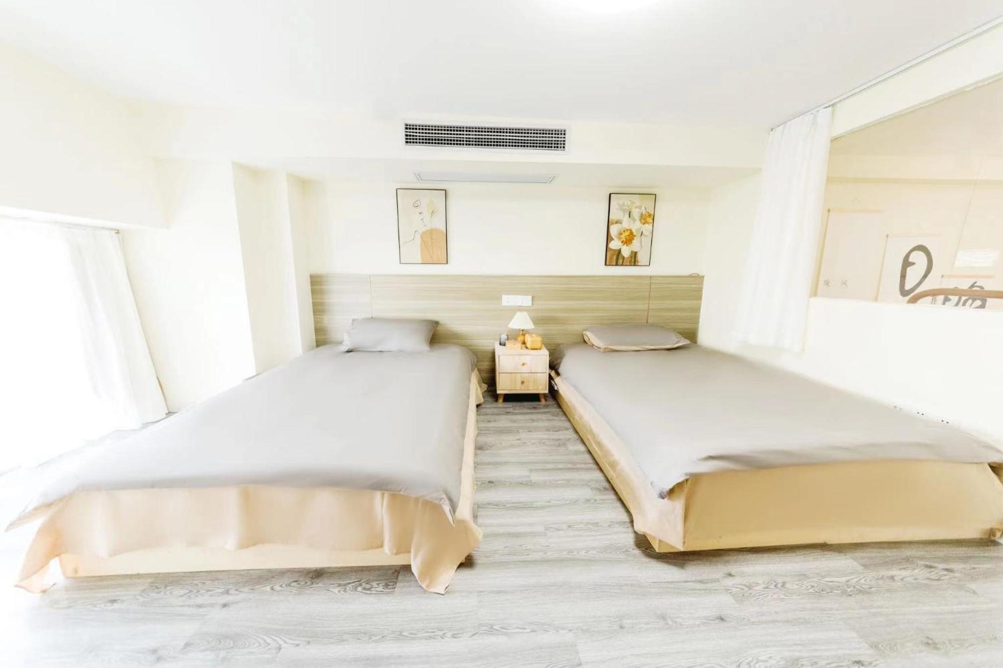 Hills&chuanyu Inn-line2,17 Near Necc, Qingpu District Apartment *