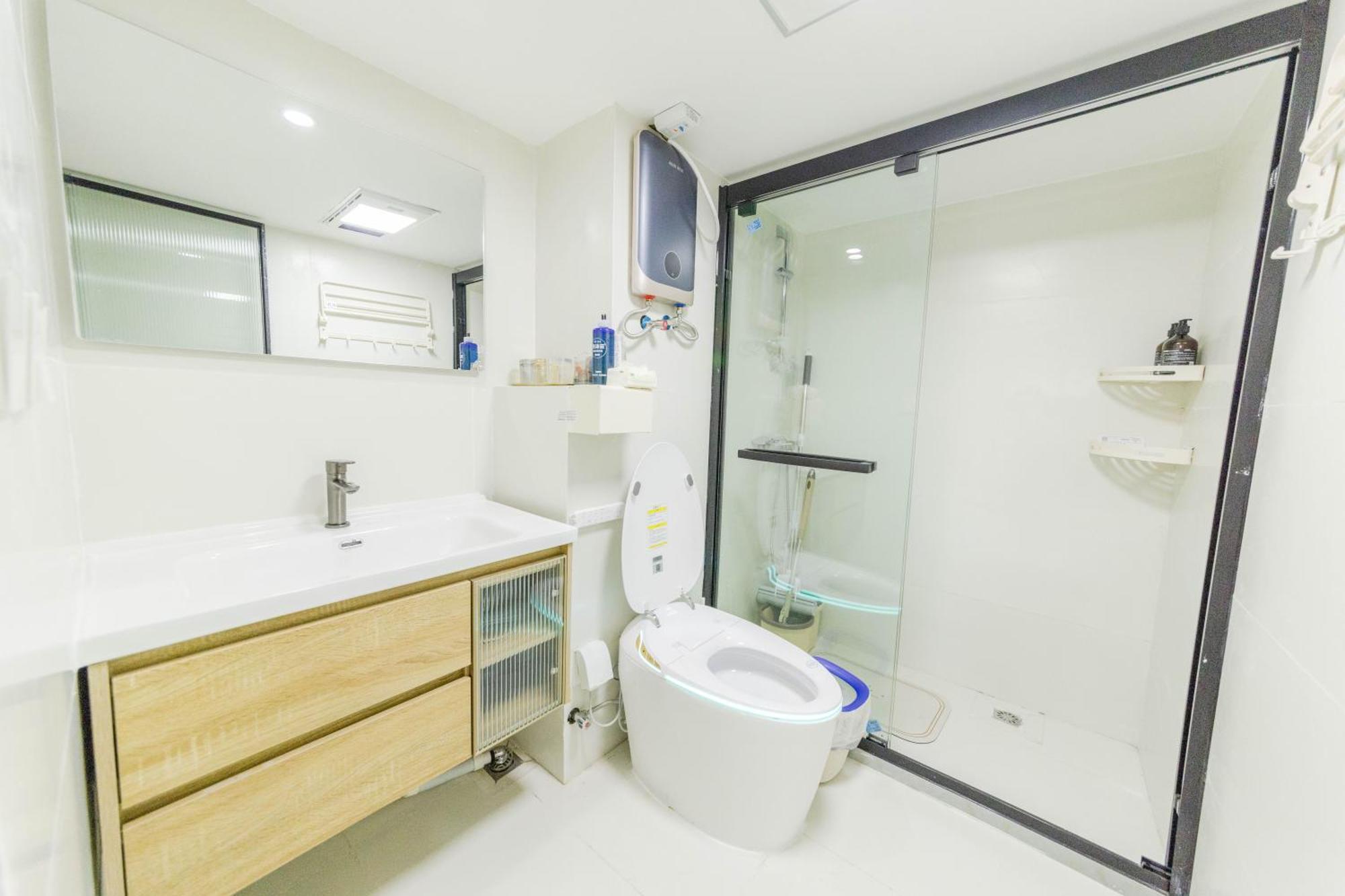 Hills&chuanyu Inn-line2,17 Near Necc, Qingpu District Apartemen